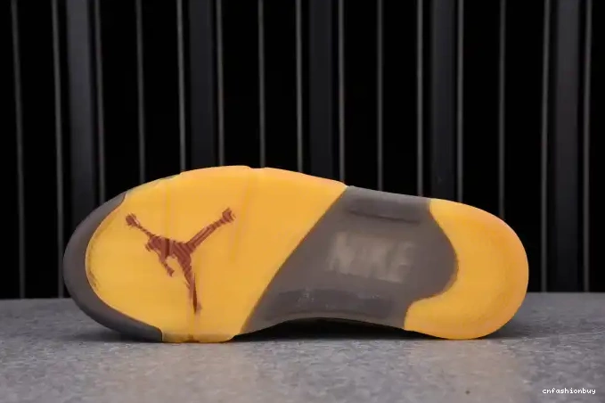 OFF-WHITE DH8565-100 Retro 5 Sail Jordan 0704